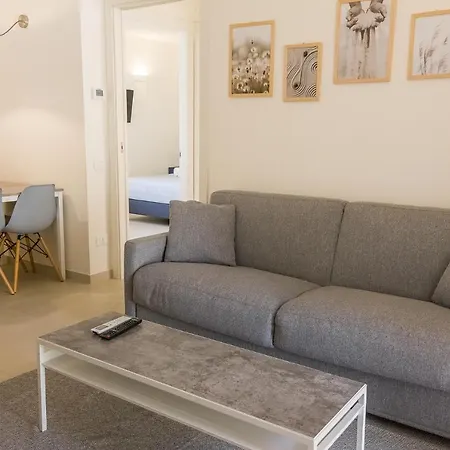 Apartment Bouganville House *