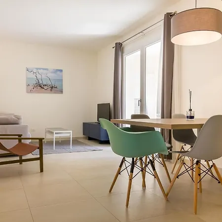 Apartment Bouganville House *