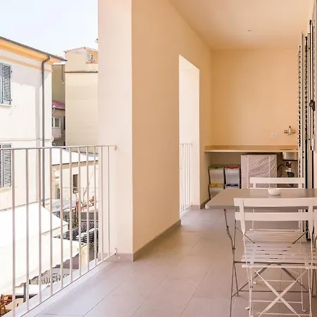 Apartment Bouganville House